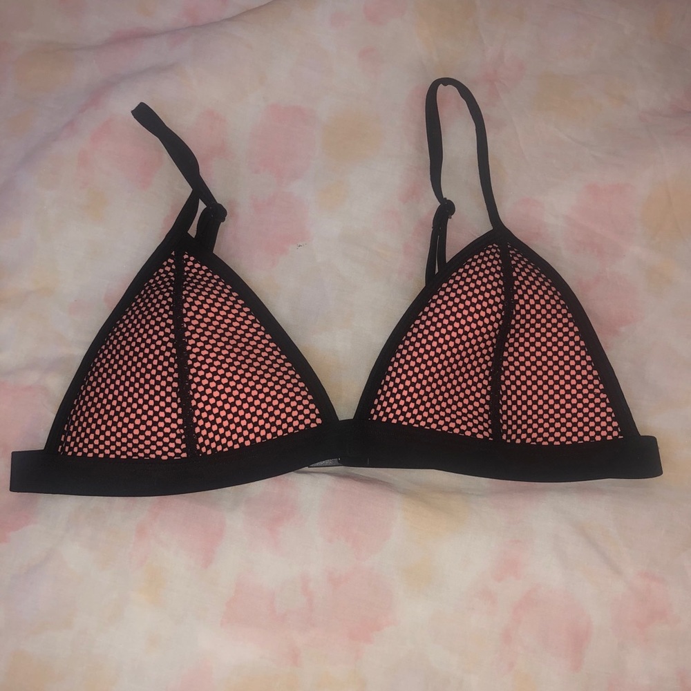 “TRIANGL” inspired bikini top